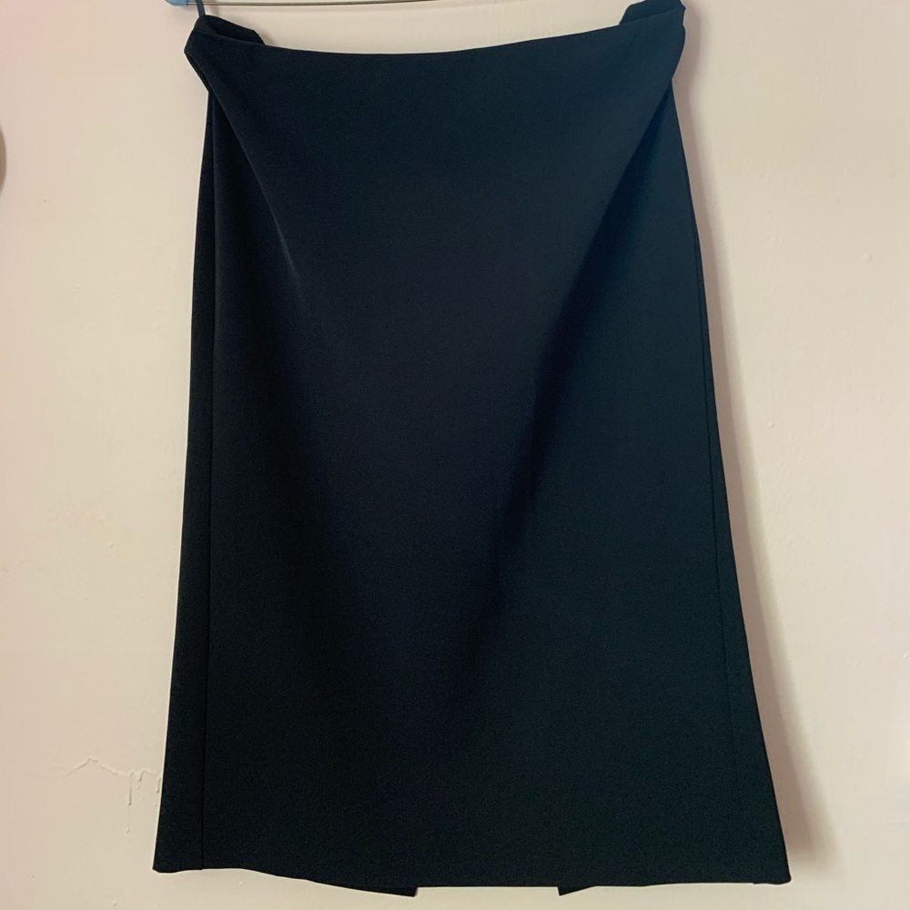 United colors of benetton -no iron black skirt-